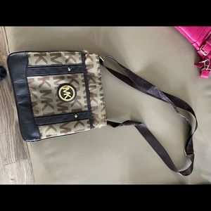 Michael Kors shoulder purse